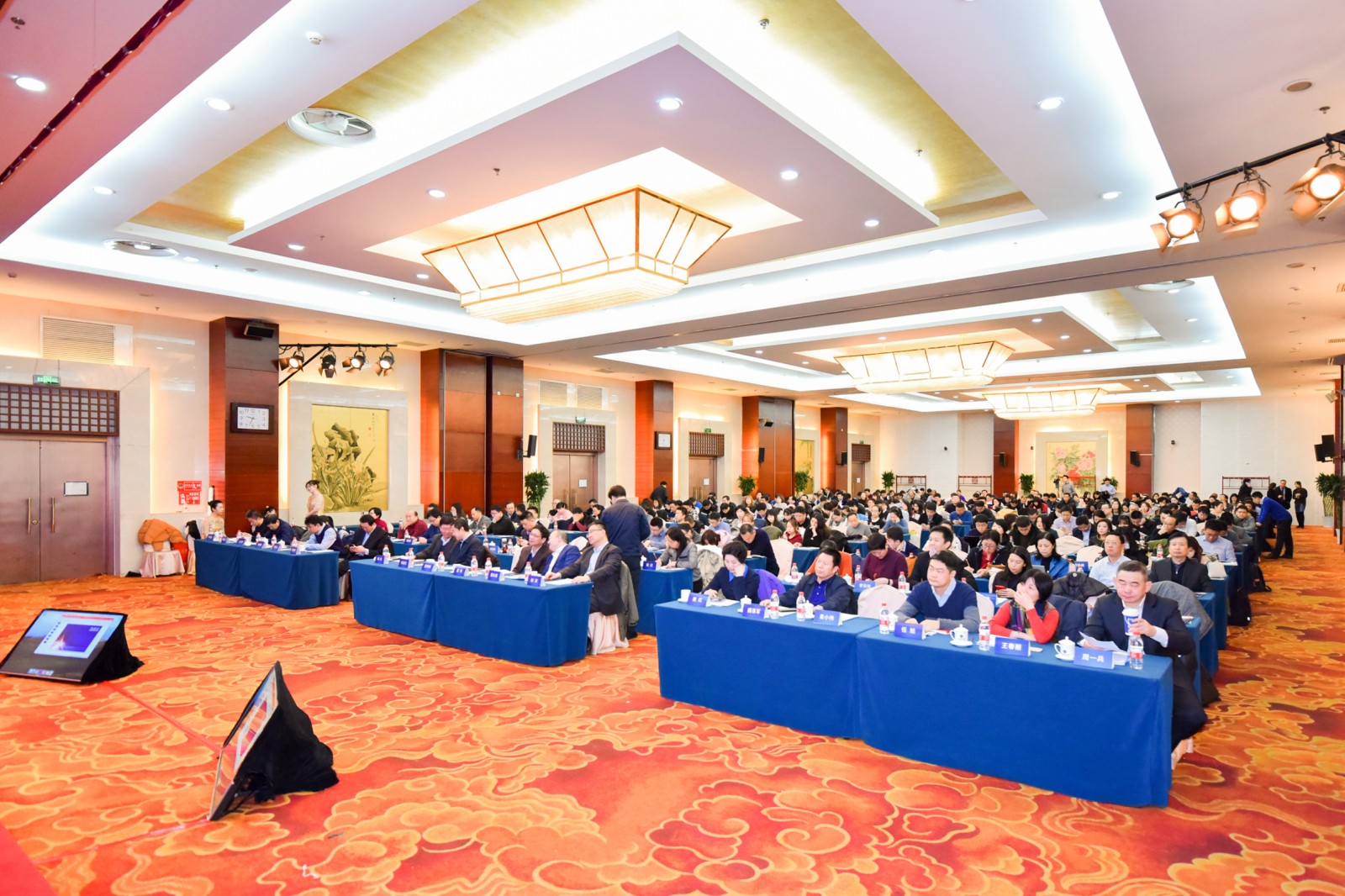 ͻҵ918ֹȴ